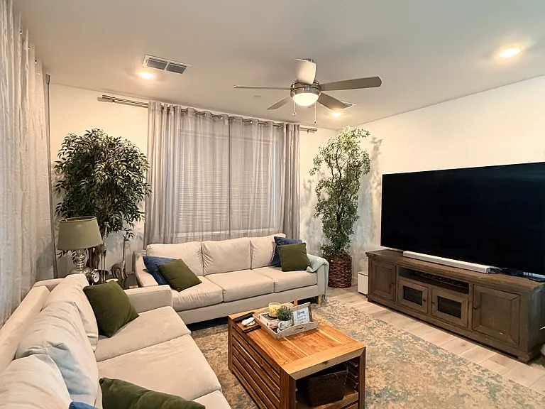 Delta Coves Dr — Photo 4