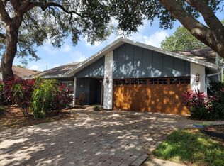 9270 136th Way, Seminole, FL 33776