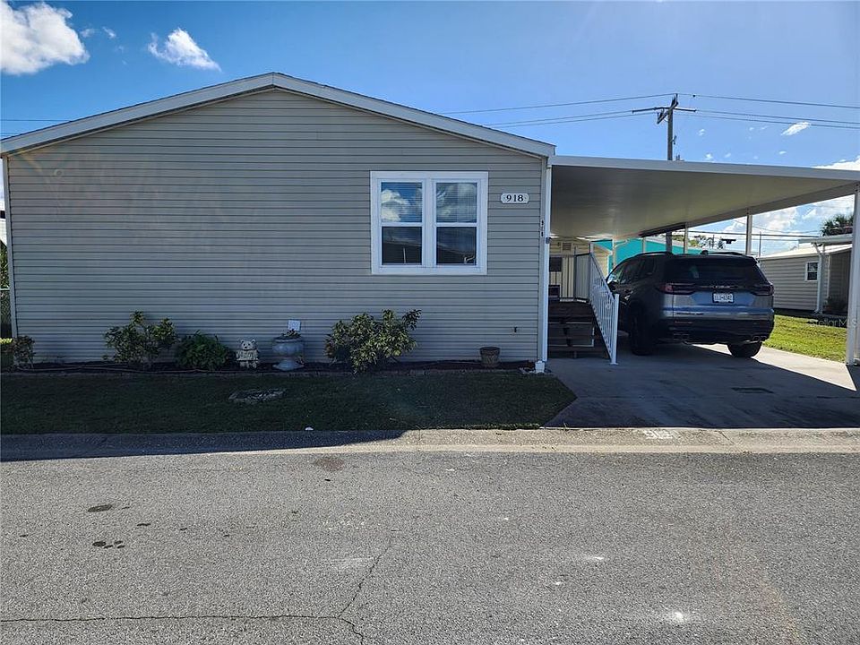 1st image of 918 50th Ave W