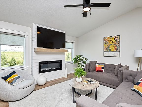 4th image of 14805 N Valley Dr