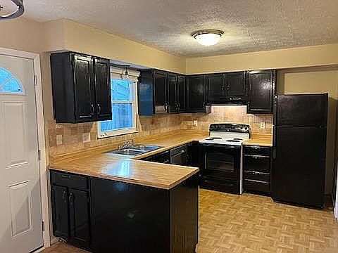5th image of 3728 Meadow Rue Ln