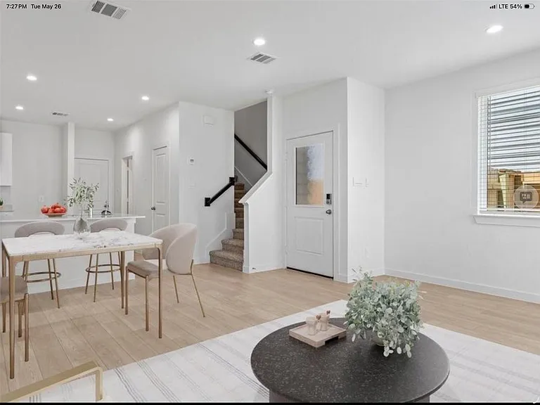 1814 Revolution Way — Photo 17