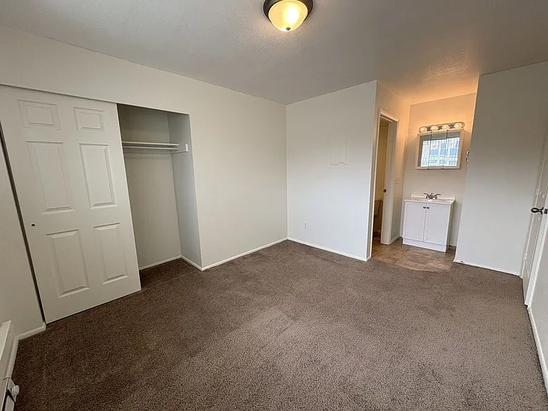 Indigo Apartments — Photo 13