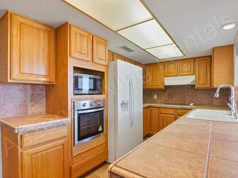 749 Paseo Granada — Photo 8