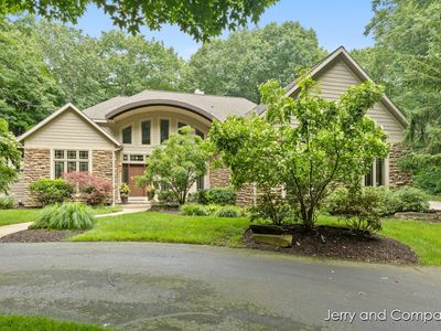 16941 Shore Oaks East Ln, Holland, MI, 49424