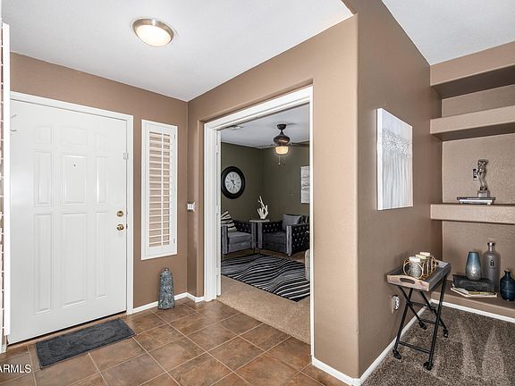 2nd image of 42464 W OAKLAND Drive