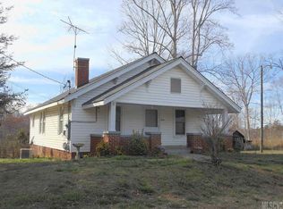 3731 6th Street Dr NW, Hickory, NC 28601
