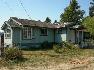 1075 Holmes Flat Rd, Redcrest, CA 95569