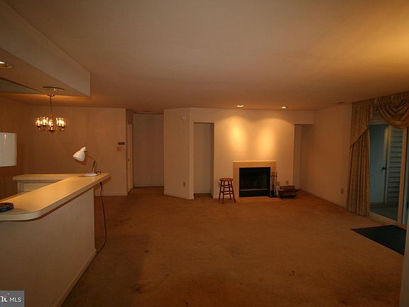 2nd image of 7718 Lafayette Forest Dr #24