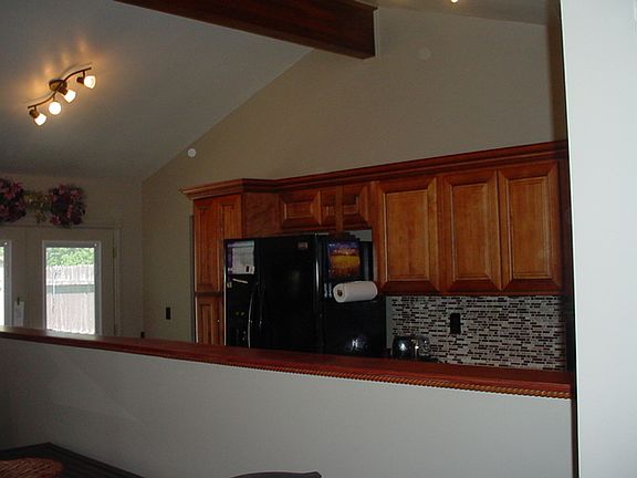 4th image of 4131 Whitegate Dr