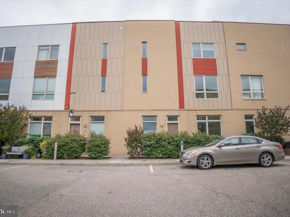 740 S Chris Columbus Blvd Unit 15, Philadelphia, PA 19147