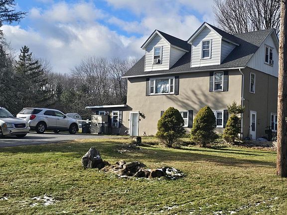 2nd image of 479 Golf Dr