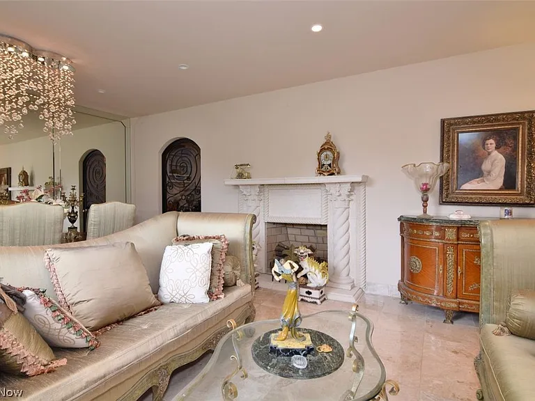 32049 Gates Mills Blvd — Photo 8