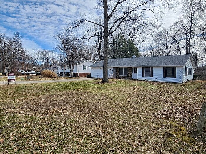 1st image of 119 E Southglen Dr