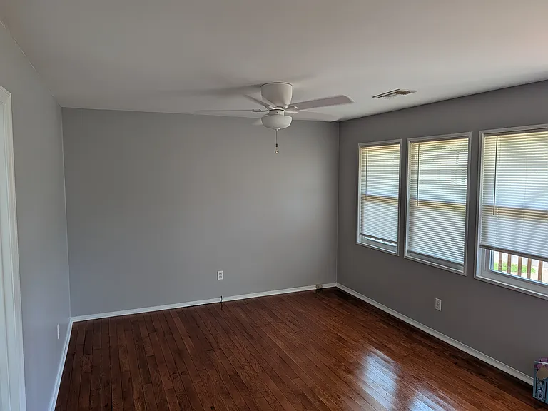 4700 Meadow Ln — Photo 4