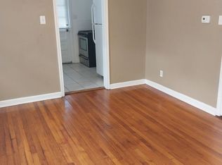 2304 Fleet St, Savannah, GA 31404