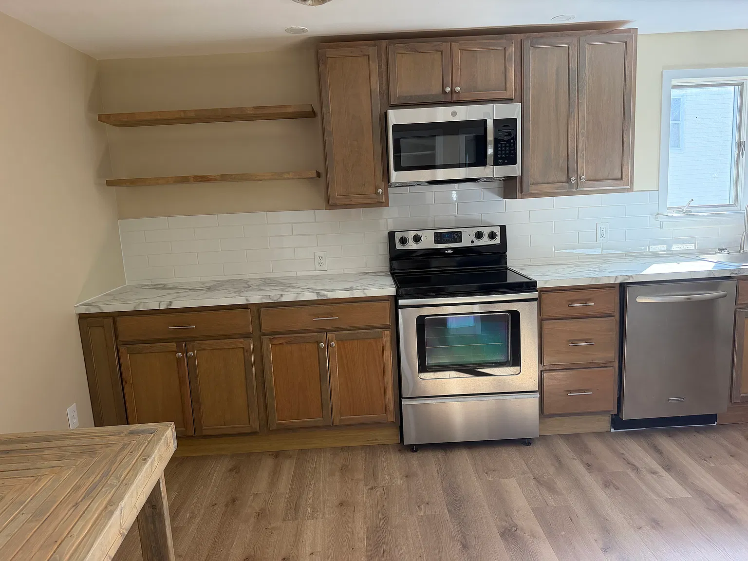 2 bed, 1100 sqft, $1,950 — Photo 4