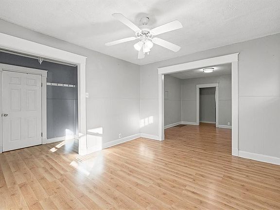 5th image of 3741 Olive St