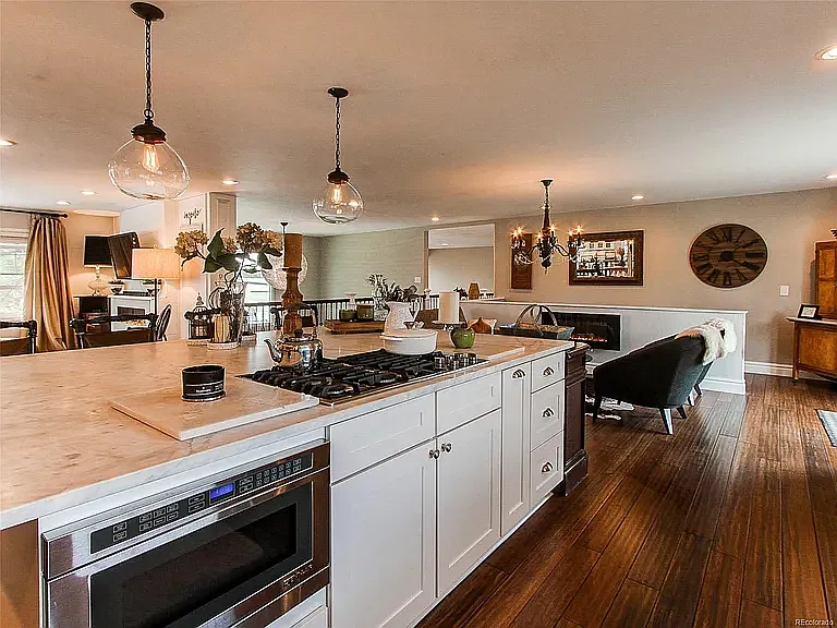 11776 Deer Ln — Photo 4