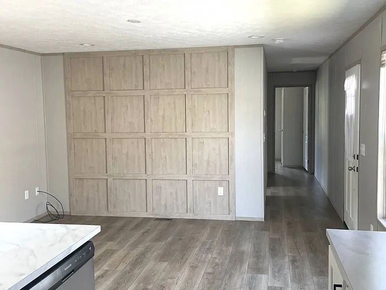 6621 W Ridge Rd #13 — Photo 4