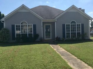 121 Stonehaven Dr, Pelham, AL 35124