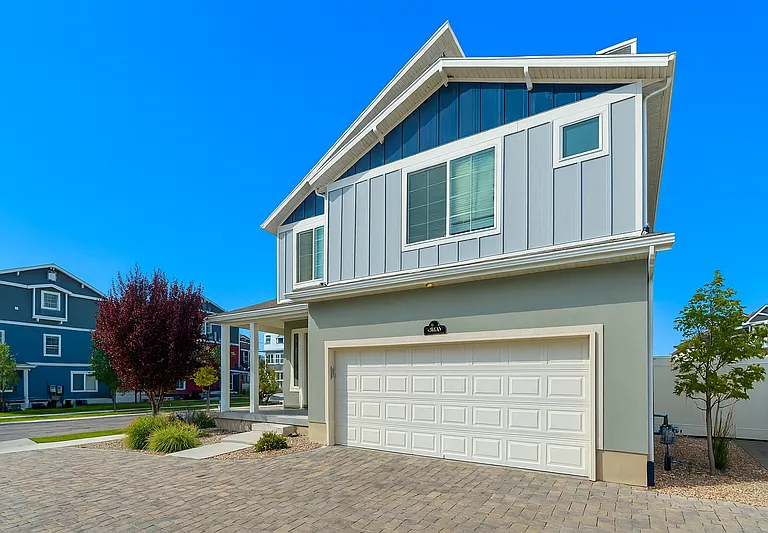 153 E Brushy Canyon St — Photo 4
