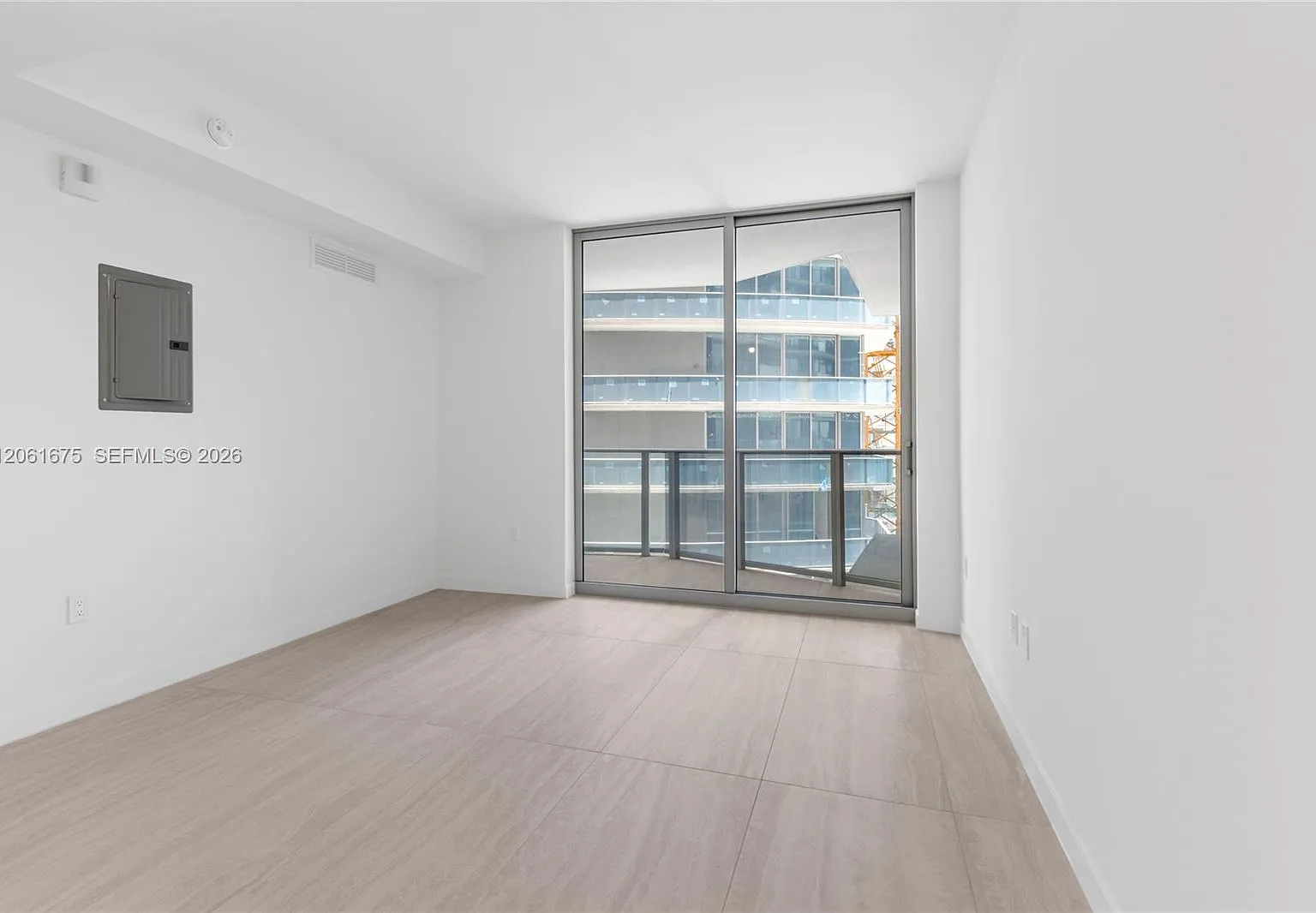 Viceroy Residences — Photo 4