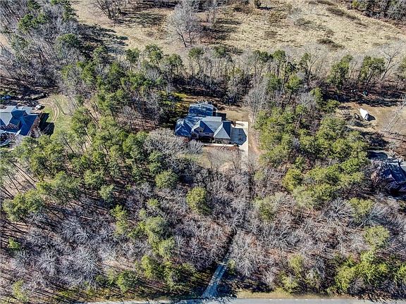 2nd image of 6505 Eagle Nest Dr