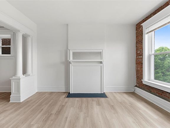 5th image of 3763 Potomac St #1