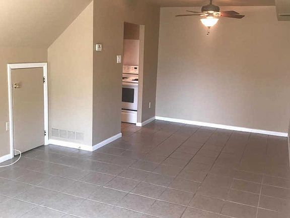 3rd image of 100 E Glenolden Ave APT S7