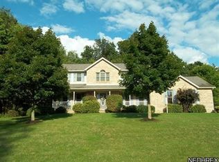 72 Malibu Dr, East Palestine, OH 44413