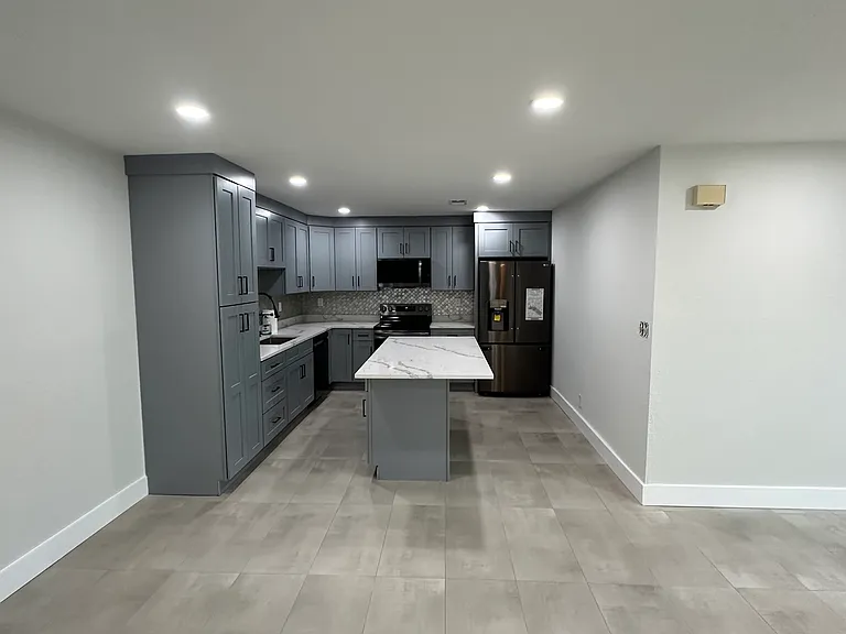 1025 Apollo Beach Blvd #E — Photo 4