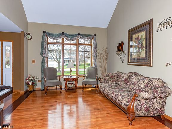 2nd image of 24220 Brown Ln