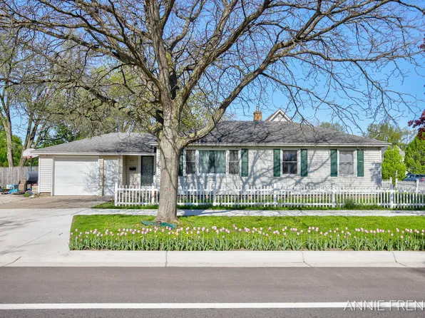 510 Van Raalte Ave, Holland, MI 49423