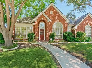 6712 Clear Spring Dr, Fort Worth, TX 76132