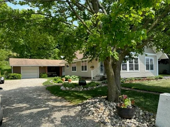 6140 W Orland Rd, Angola, IN 46703