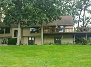 2470 N Saint Andrews Ct, Angola, IN 46703