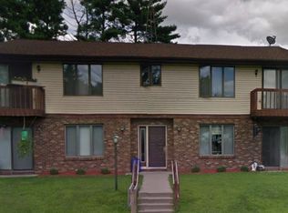 210 W John St #2, Poynette, WI 53955