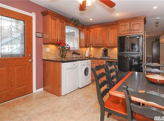 2nd image of 56 Steuben Blvd