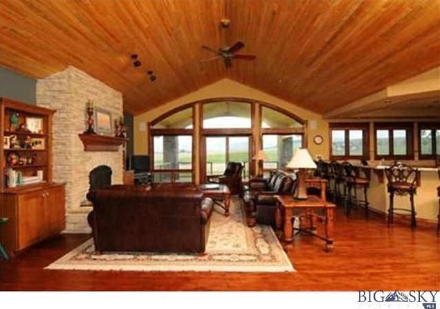 1st image of 1819 Trailcrest Dr