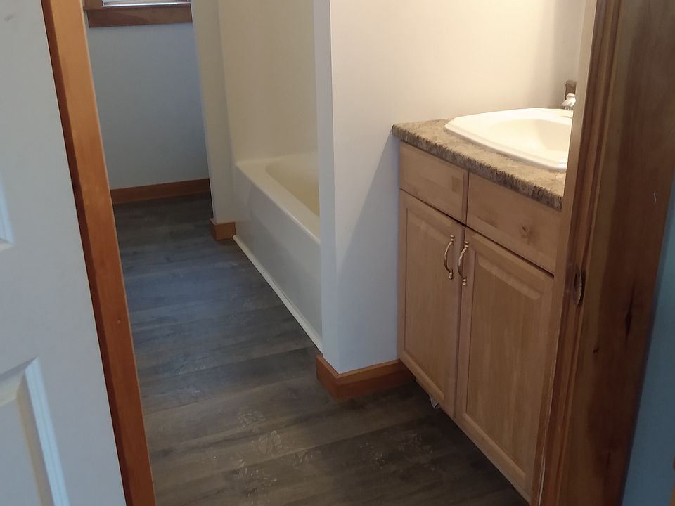 Upstairs Bath