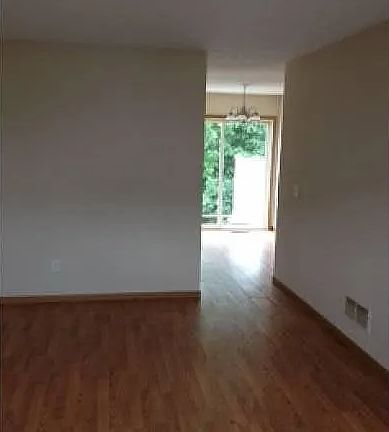 3rd image of 7767 Village St