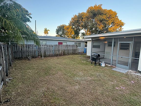 2nd image of 3341 NE 16th Ave