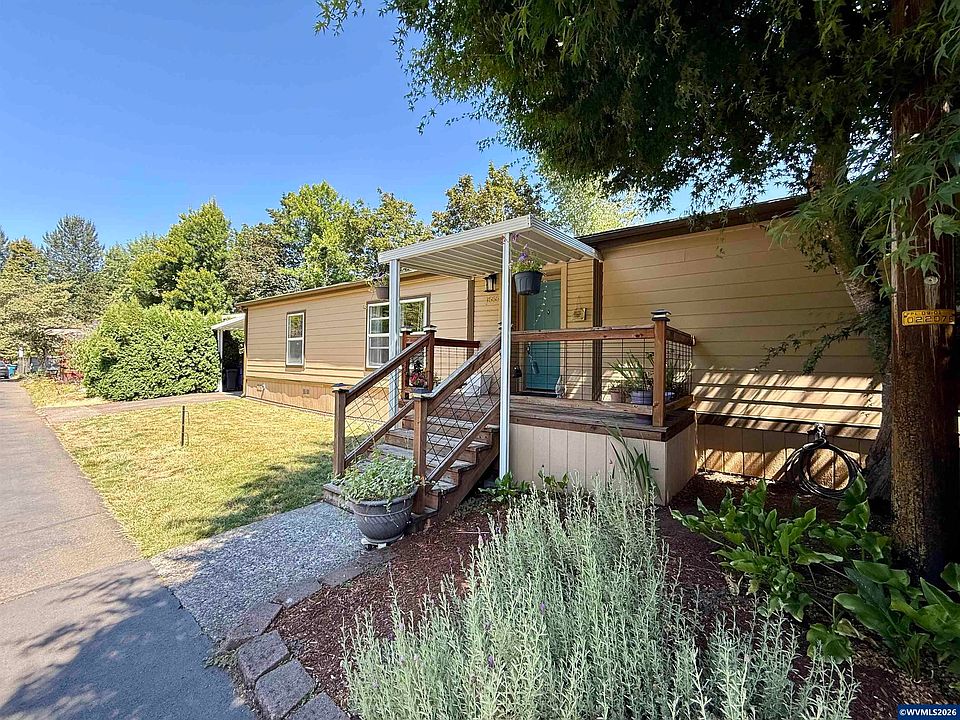 1st image of 1555 Fern Ridge Rd SE #31