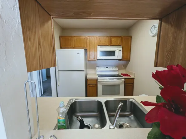 3124 Us Highway 441 SE APT K3, Okeechobee, FL 34974