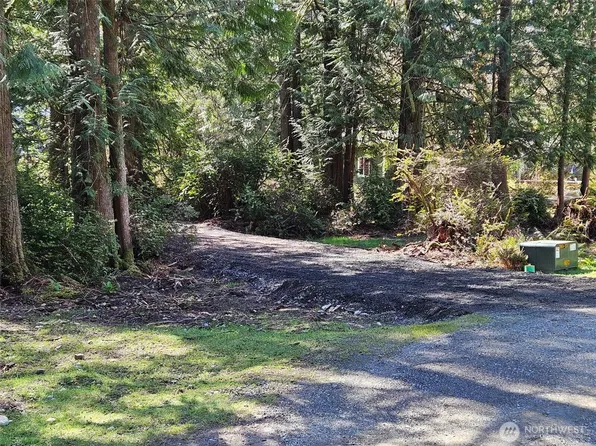 655 E Portage Road, Shelton, WA 98584