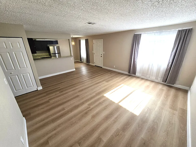 4851 E Craig Rd #C — Photo 1