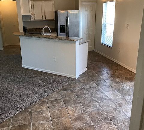 Kitchen & Breakfast Nook