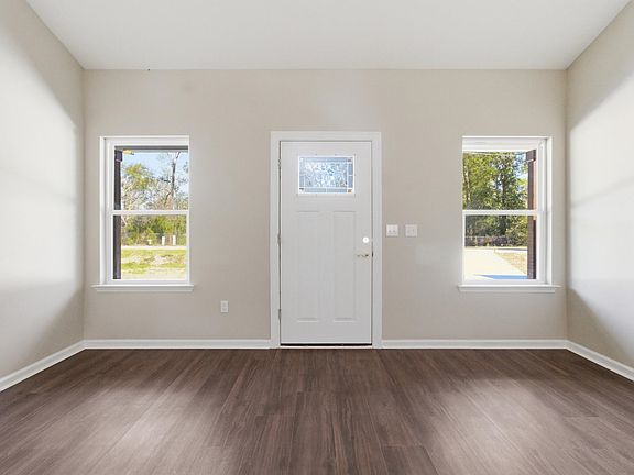 5th image of 1971 Shadyside Cir