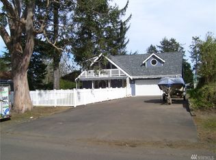 358 Dolphin Ave NE, Ocean Shores, WA 98569